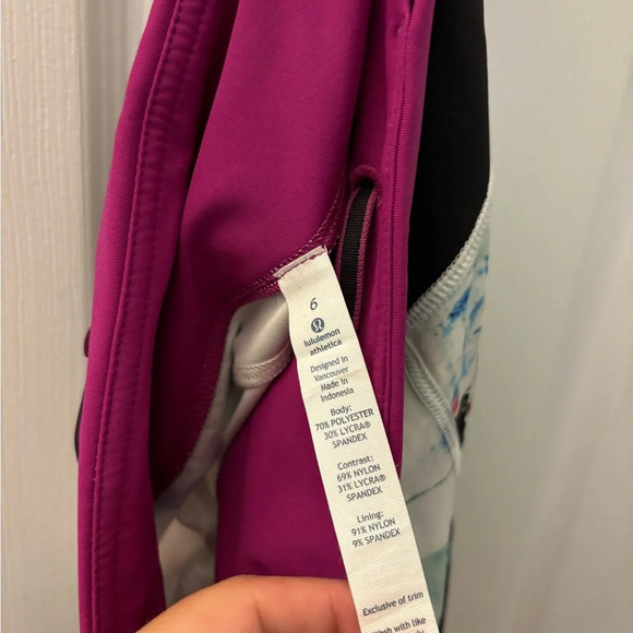 Lululemon Multi-Color Purple Black and White Speed Tight III Women’s - Picture 3 of 3